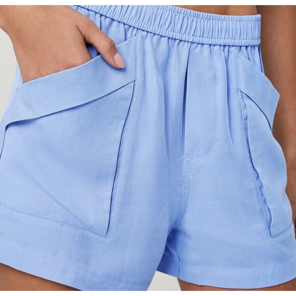 Vuori Women's Trestles Twill Short Bluebell Blue Size Small New w/tag - Picture 2 of 6